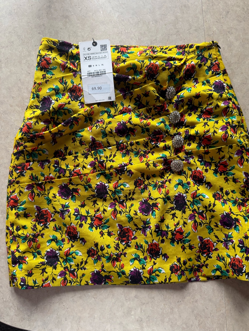 Zara Yellow Floral Button-Accent Skater Skirt NWT